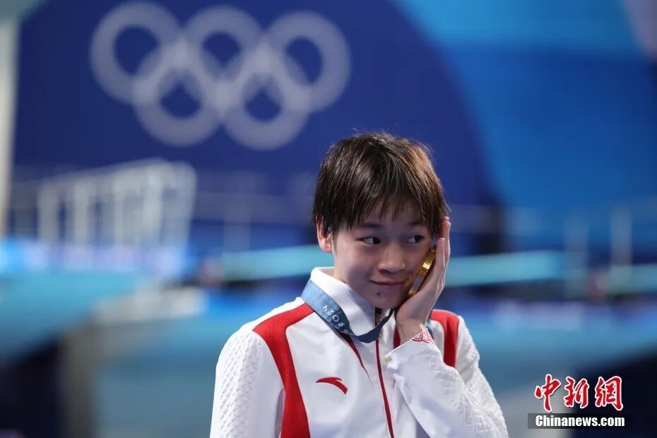 “大一新生”全红婵开学了！院长是苏炳添