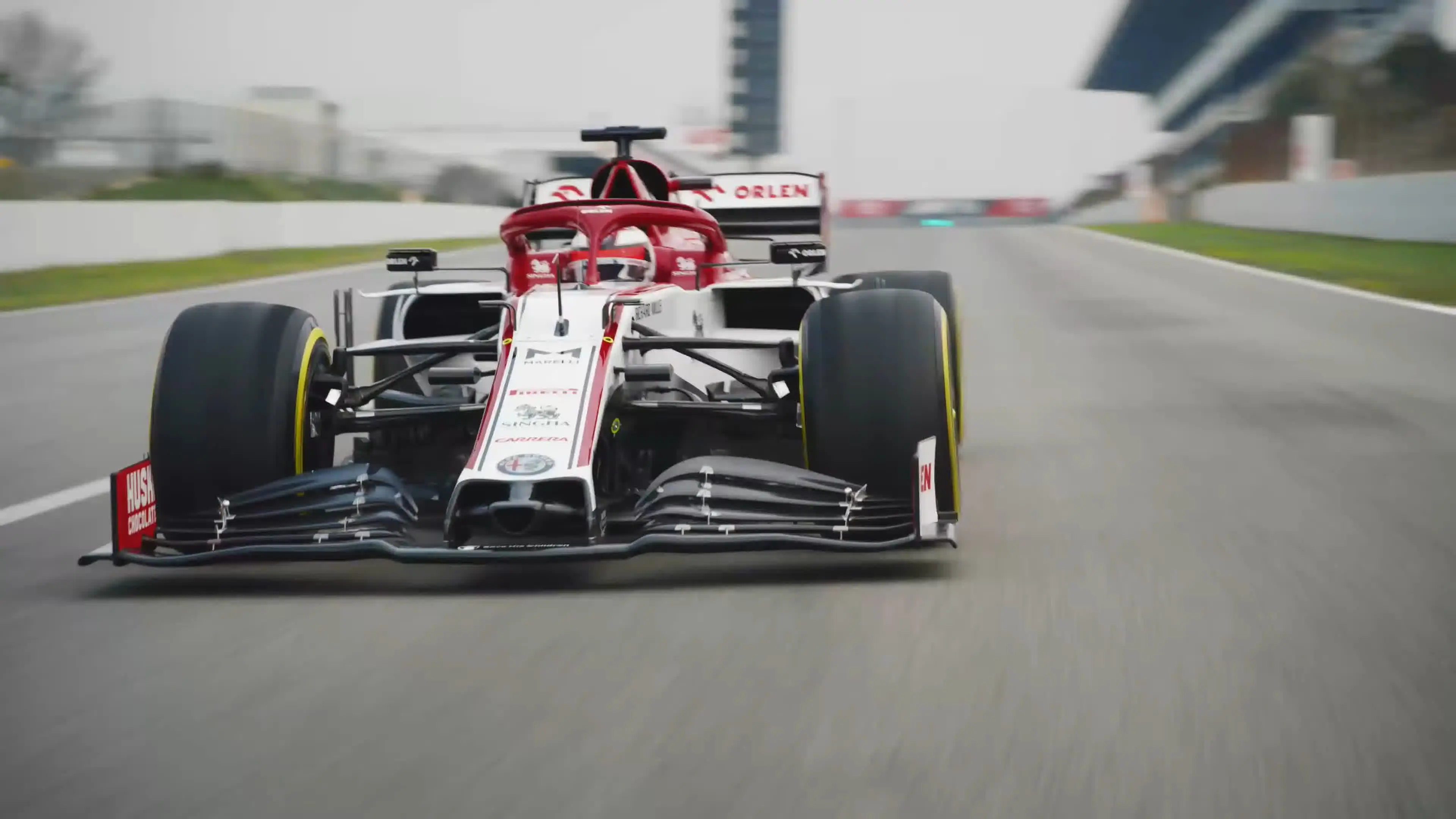 F1战术对决太烧脑？这游戏让你体验策略快感
