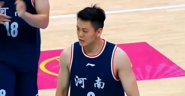 辽篮新援很励志，从NBL联赛杀出重围，变成CBA状元和顶薪先生