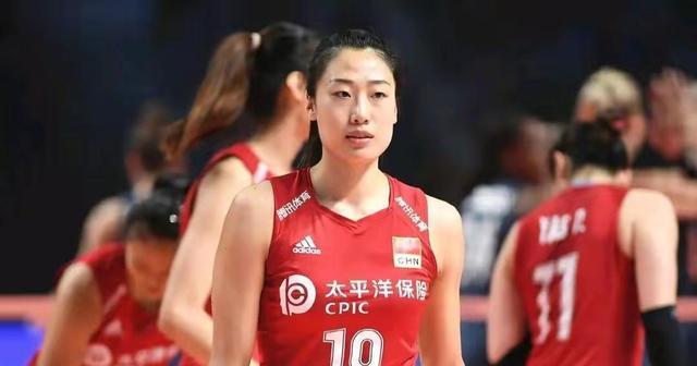 八强出炉！世界前8唯中国女排出局，前国手直言有差距，怀念1人！