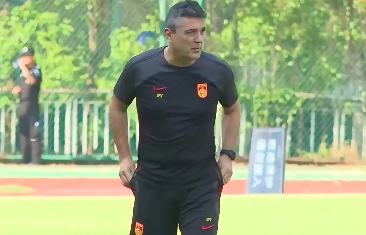 U23国足VS东帝汶：433最强出击，蒯纪闻领衔中前场，王钰栋冲锋