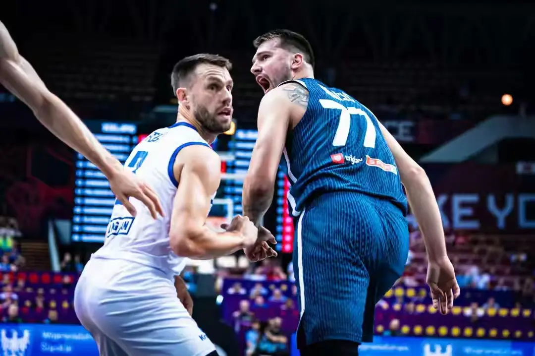 FIBA开启MVP投票：东契奇第五，约基奇得票14%第二，榜首得票29%