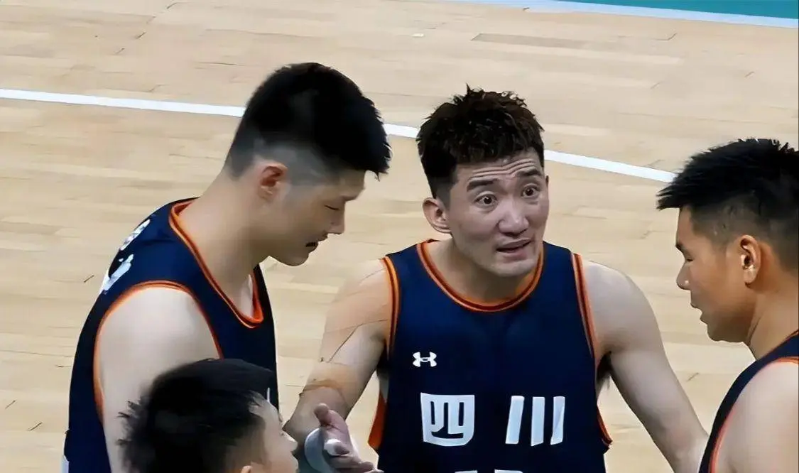 周琦+胡金秋又怎样？看看广东男篮，四川怒砸上千万冲冠恐成泡影