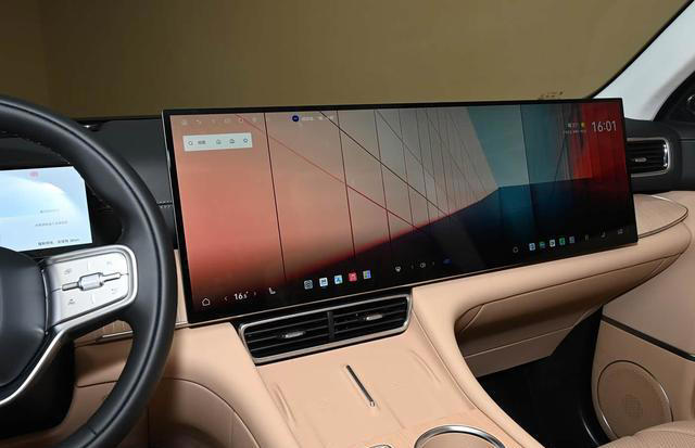 奇瑞造了台“理想L9”，长超5米2，配30英寸巨屏，续航超1400km