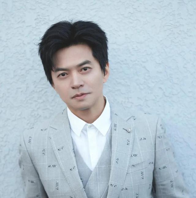 离婚16年后，伊能静不再沉默，坦言庾澄庆的真实人品，李健说对了
