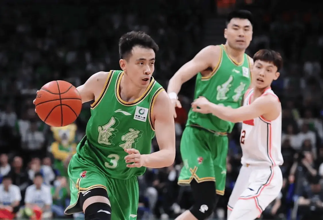 因祸得福！一仗干到西班牙联赛，球迷：他俩真是自己“打”出来的