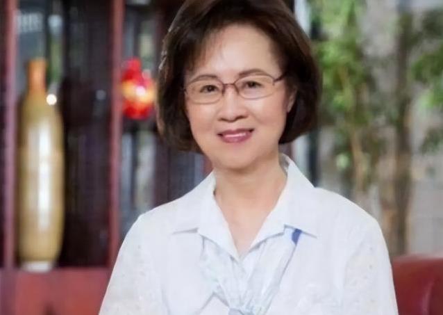 6天闪婚245万积蓄全给，徐露嫌丈夫丑不生娃，如今咋样？