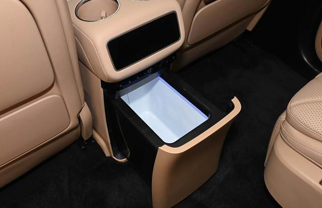 奇瑞造了台“理想L9”，长超5米2，配30英寸巨屏，续航超1400km