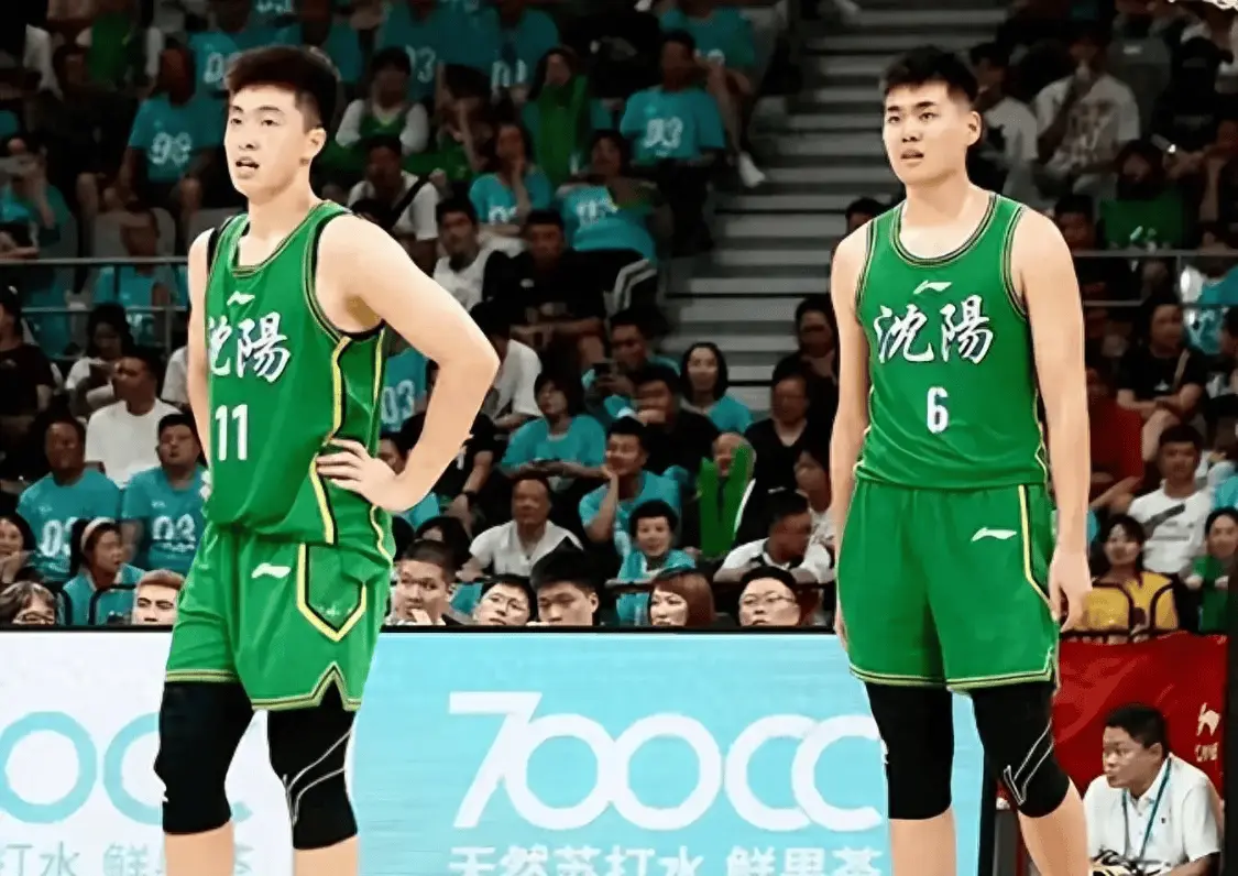 因祸得福！一仗干到西班牙联赛，球迷：他俩真是自己“打”出来的