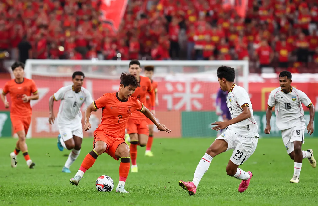 王钰栋致敬C罗，U23国足2-1东帝汶，最强对手14球狂胜抢占小组第1