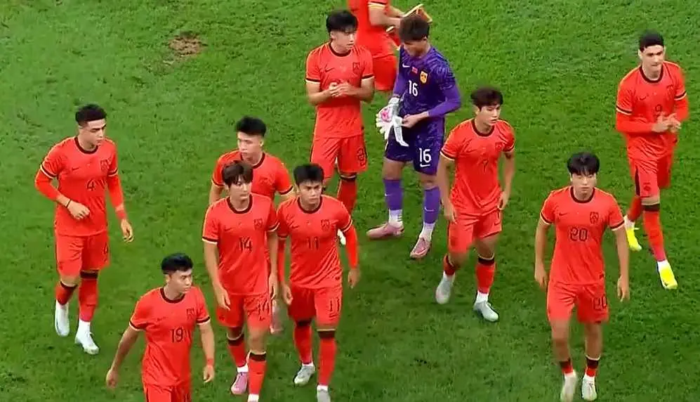 中国男足2-1仅1夜，出线有望！U23亚洲杯诞生5场惨案，3队送助攻