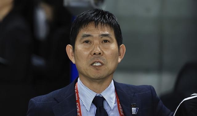 步步为营出成果：日本旅欧队员齐开花，9人有机会踢上欧冠赛事