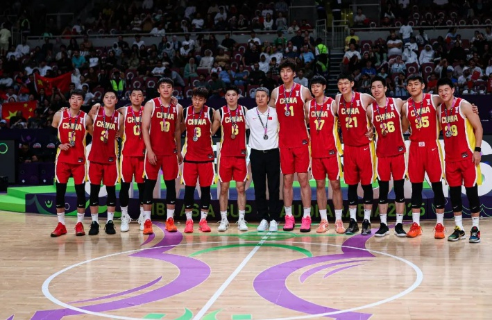 男篮世预赛第一窗口期在北京举办，中国男篮将于11月迎战韩国队，明年2月对阵日本男篮