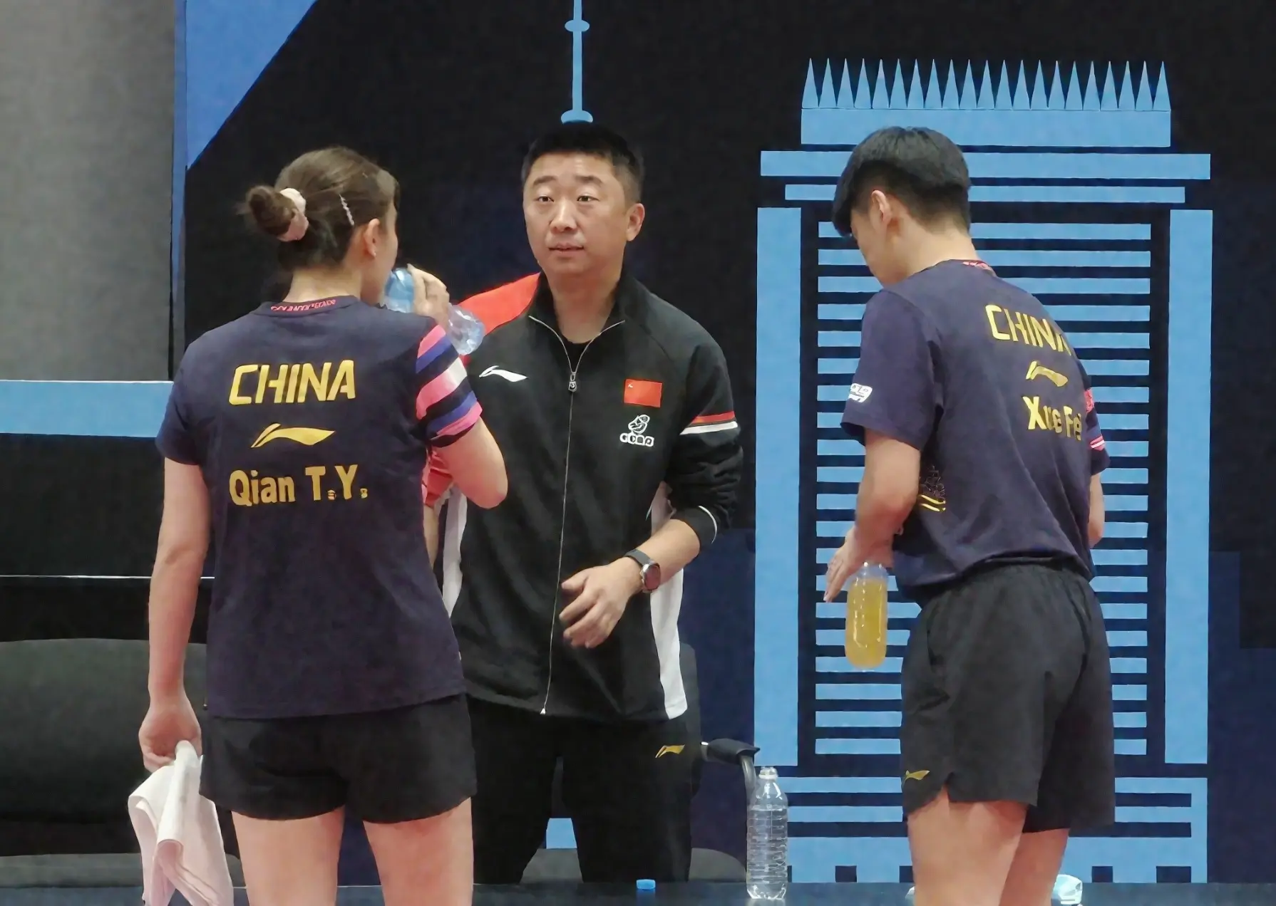 WTT阿拉木图赛：国乒混双开门双红，飞天组合与黄石组合共进八强
