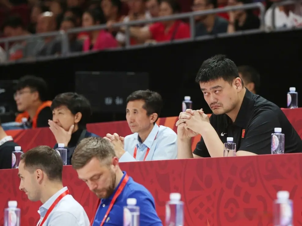 世预赛重返五棵松，不会忘记6年前伤心的一幕，男篮实力今非昔比