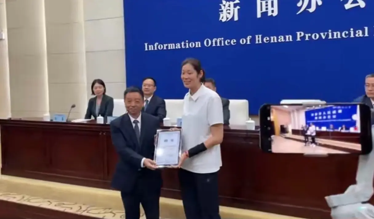 排面！朱婷获得最新任命，事关河南女排，球迷祝福