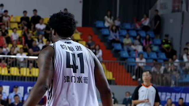 太适合广东队！CBA“全能中锋”狂轰33+15，或被朱芳雨重金签下？