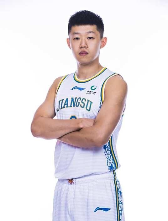 合同只剩下一年，这些CBA球员距离失业还有多远？
