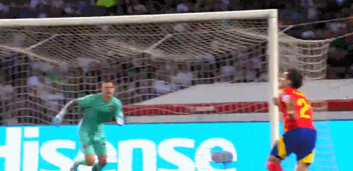 半场：西班牙3-0保加利亚，奥亚萨瓦尔、库库、梅里诺破门