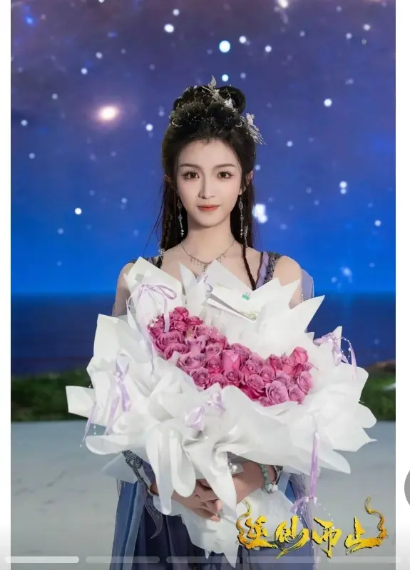 看《逆仙而上》如何开启仙侠爽剧新篇，今日中午12点腾讯首播