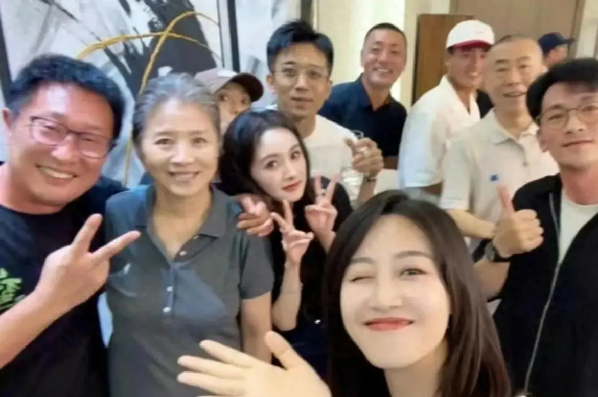 《生万物》之后，女配角境遇大不同：迟蓬扬眉吐气，秦海璐尴尬了