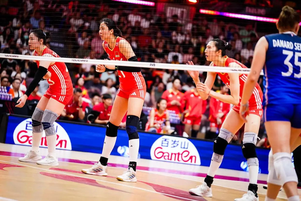 25-27！31-33！法国女排竟和巴西拼成这样，中国女排被淘汰并不冤
