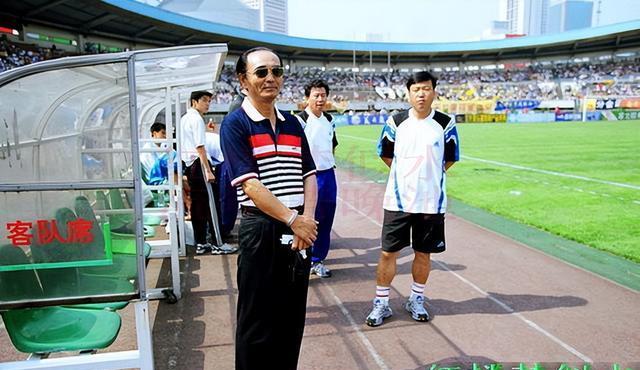 大连足球史上今天：1999年孙继海+奥兰多破门 大连万达2-4重庆隆鑫