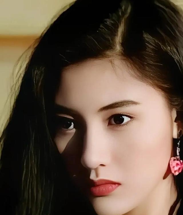 港姐冠军出炉，观众大呼降低审美，这样的选美真的好看吗