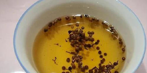 萝卜饺子从不焯水，3个技巧让味道翻倍，鲜到全家抢着吃