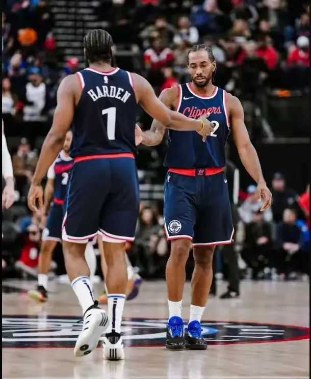 名记：伦纳德阴阳合同震动NBA 联盟震怒要求严惩快船