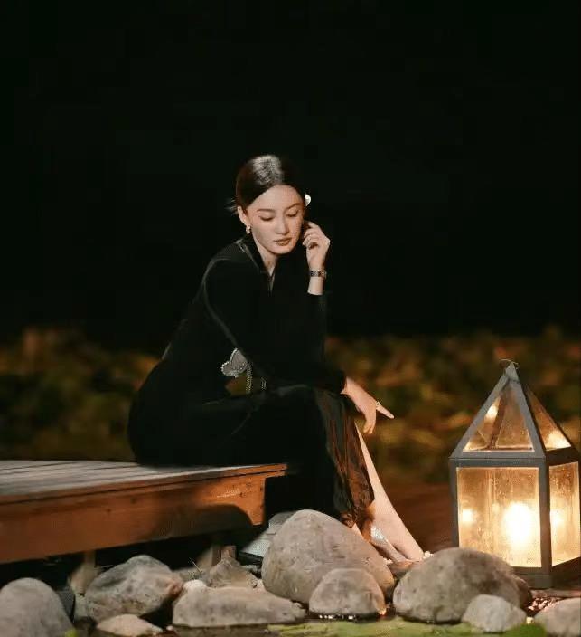 看李沁如何用穿搭提升气质，打造女神范儿，时尚感满满