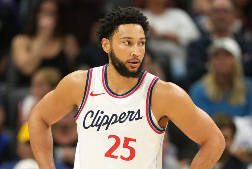 29岁西蒙斯考虑退役！前NBA球员：他已跑不动了+他的生涯真要结束了