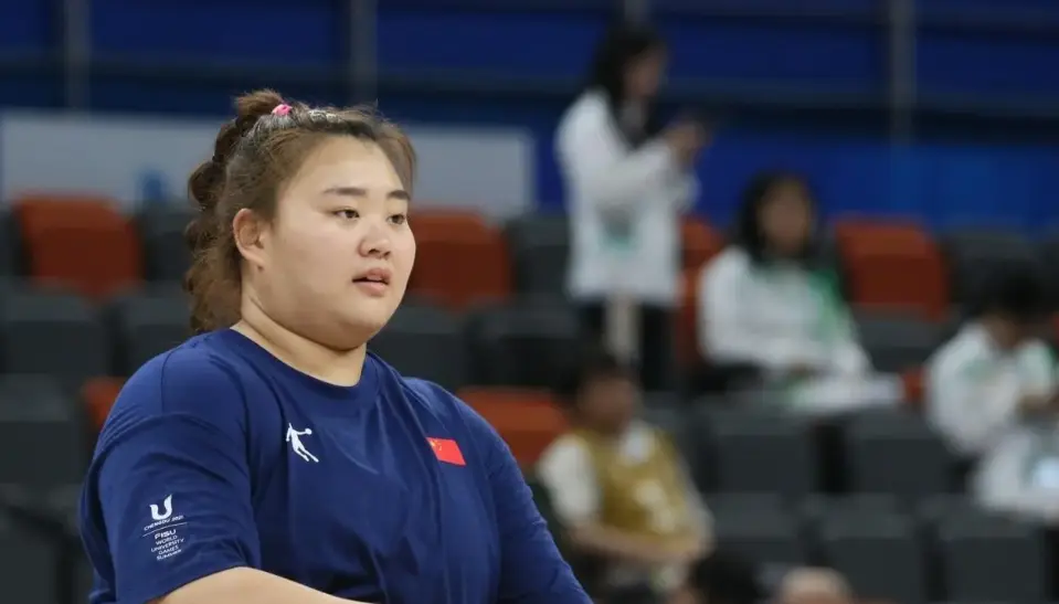 正式官宣！刘禹彤完成转会，离开北京首钢，加盟上海女篮