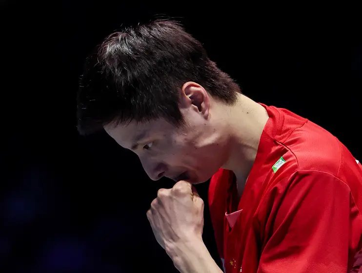 明显误判抗议无效！2-0送印度名将四连败，石宇奇晋级世锦赛32强