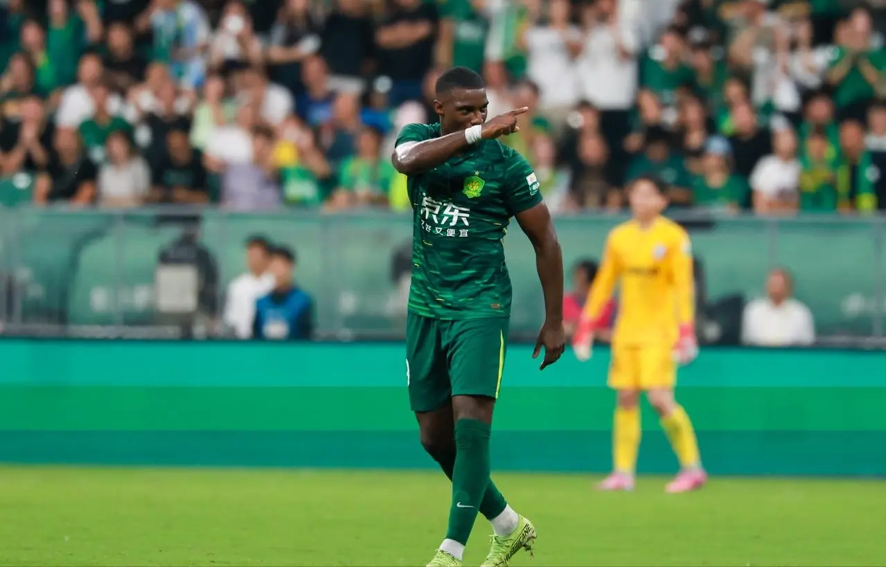 4-0！2场狂进11球，北京国安击败武汉，反超海港，升至积分榜次席