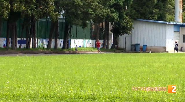 体育场馆开放时间与上下班同步，市民直呼不方便，能调整吗？