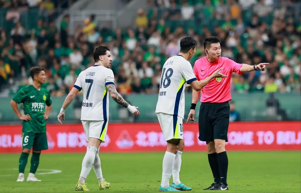 4-0！2场狂进11球，北京国安击败武汉，反超海港，升至积分榜次席