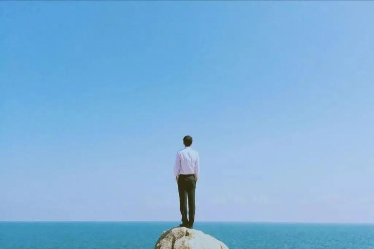 杨绛：永远不要和任何人诉苦（深度好文）