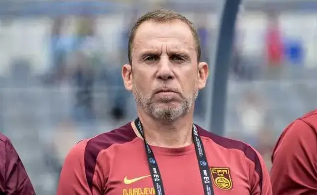 7-0，3-0！中午12点，中国男足大胜日本，全场压着踢，两战轰10球