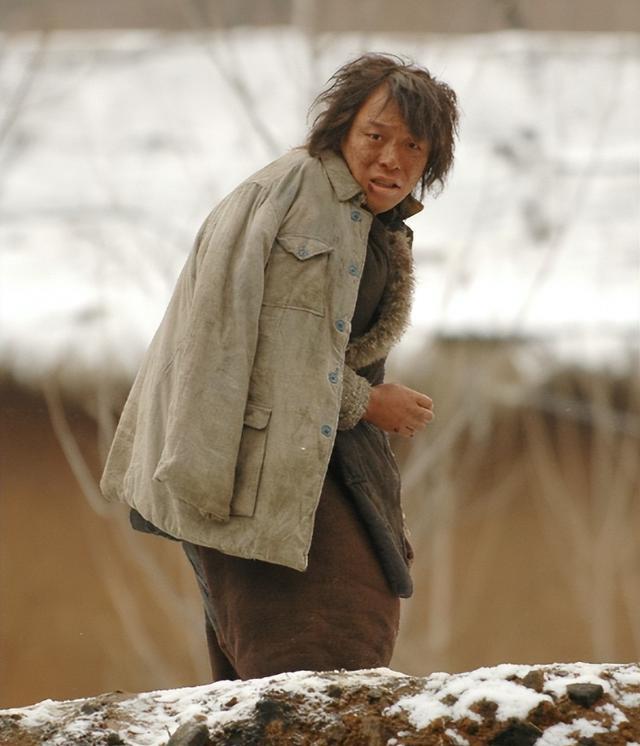 身家过亿也没用，51岁黄渤如今的现状，给娱乐圈的明星敲响警钟！