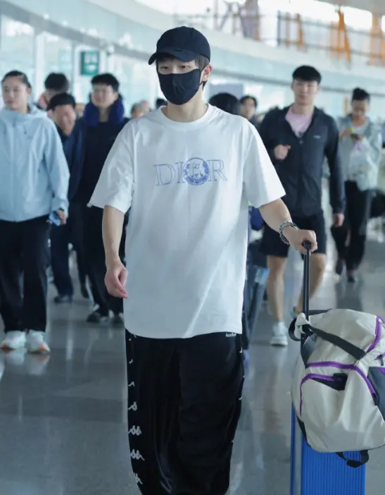 林高远亲承状态不佳：人生起伏很大，竞技体育很残酷胜利者是极少数