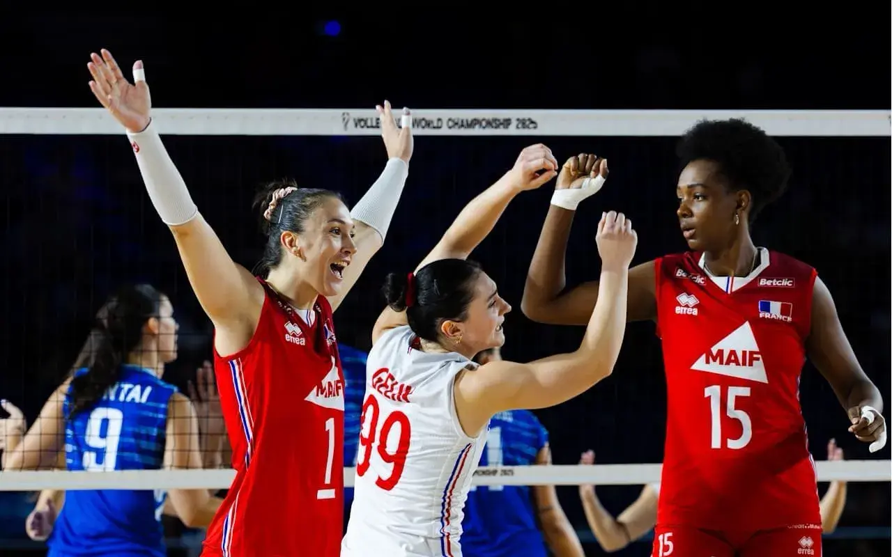 女排世锦赛第五轮！哈克39分，泰国有望淘汰日本，三冠王取首胜