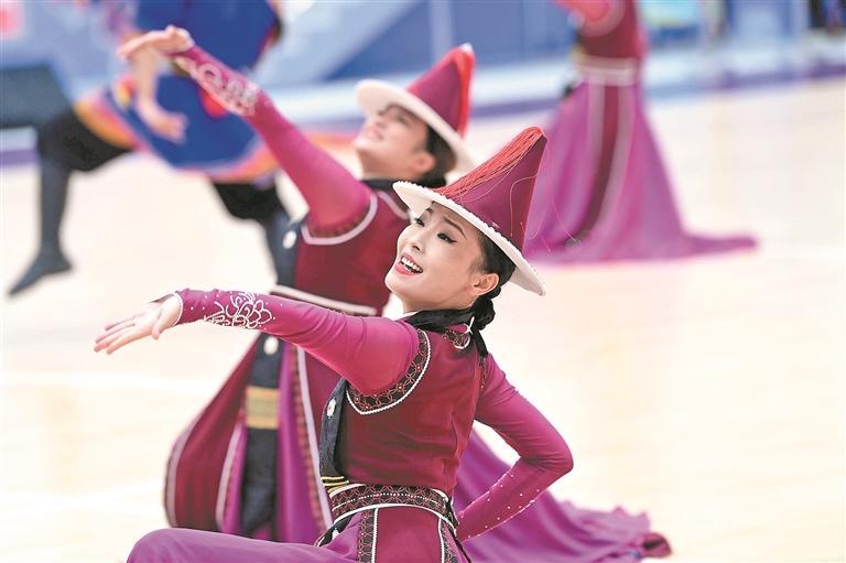 传统与现代交织 竞技与友谊共舞