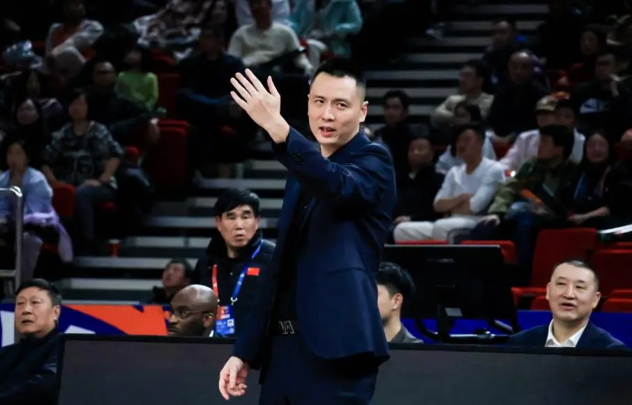 CBA大交易！张镇麟离开辽宁，加盟上海男篮，带队冲击总冠军