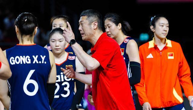 今晚20：30中国女排对多米尼加，2优势流失，3人表现决定胜败