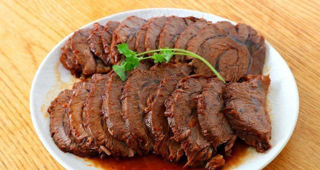 谁说牛肉嚼不烂，3斤肉放2克它，牛肉软烂鲜香，越吃越爱吃