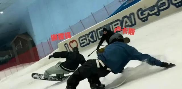 网友晒谢霆锋父子合影，一起在国外滑雪动作好酷炫，谢霆锋懂事了