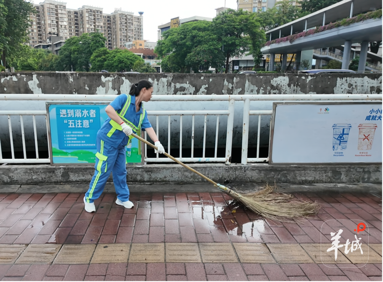 广州天河环卫“夫妻档”：城市的晨昏，由我们并肩清扫