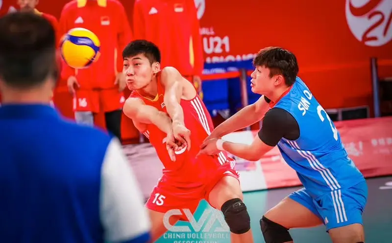 3：2！锁定八强，中国队淘汰日本，赛后险酿冲突，副攻后继有人