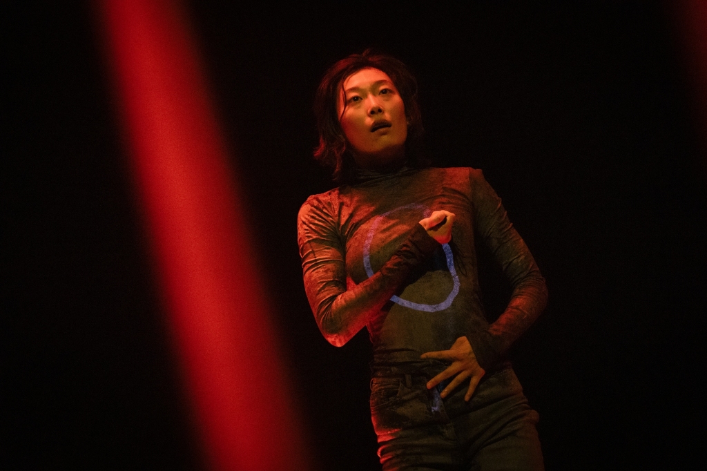 ��������